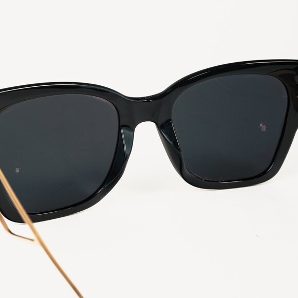 Christian Dior 30Montaigne 1 Black & Gold-Tone Square Sunglasses - Picture 10 of 11